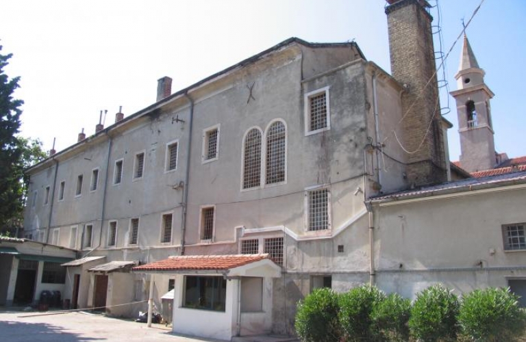 Frančiškanski Samostan Koper po prvi svetovni vojni Frančiškanski Samostan Koper po prvi svetovni vojni
