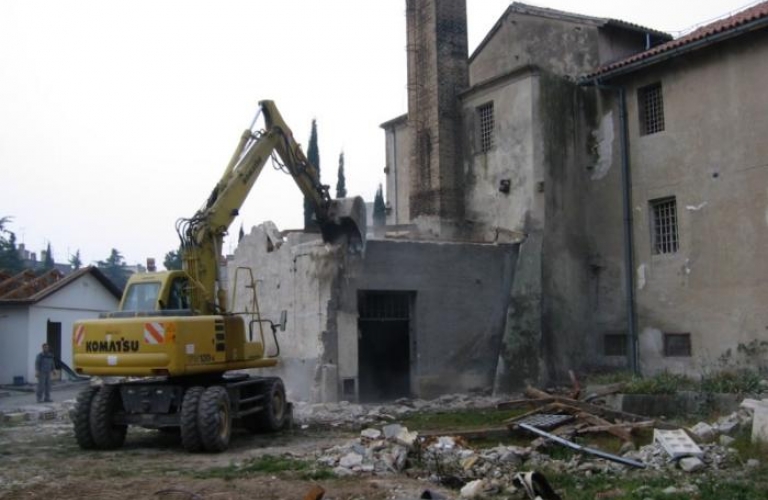 Frančiškanski Samostan Koper obnovitvena dela 2006 Frančiškanski Samostan Koper obnovitvena dela 2006