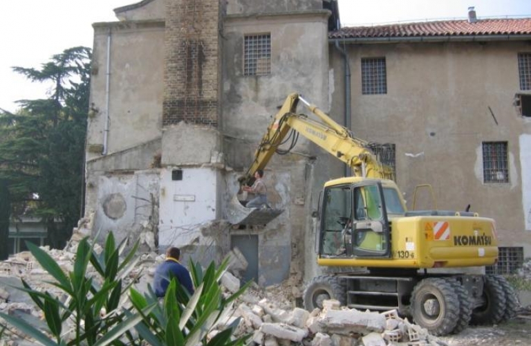 Frančiškanski Samostan Koper obnovitvena dela 2006 Frančiškanski Samostan Koper obnovitvena dela 2006