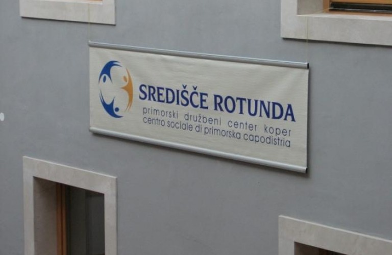 Frančiškanski Samostan Koper - blagoslov študentskega centra in središča Rotunda Frančiškanski Samostan Koper - blagoslov študentskega centra in središča Rotunda