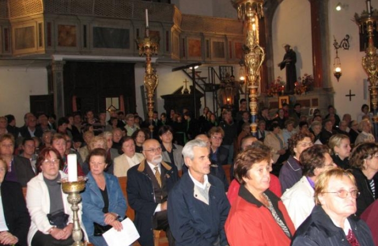 Frančiškanski Samostan Koper - blagoslov študentskega centra in središča Rotunda Frančiškanski Samostan Koper - blagoslov študentskega centra in središča Rotunda