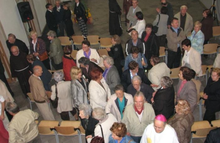 Frančiškanski Samostan Koper - blagoslov študentskega centra in središča Rotunda Frančiškanski Samostan Koper - blagoslov študentskega centra in središča Rotunda