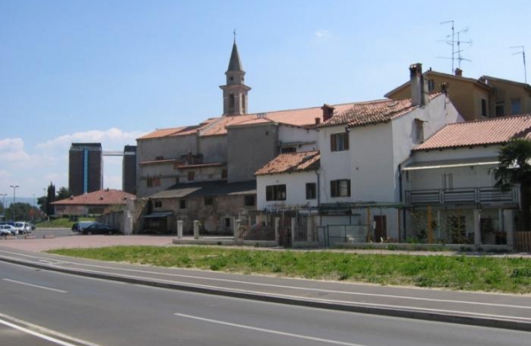 Frančiškanski Samostan Koper obnovitvena dela 2007