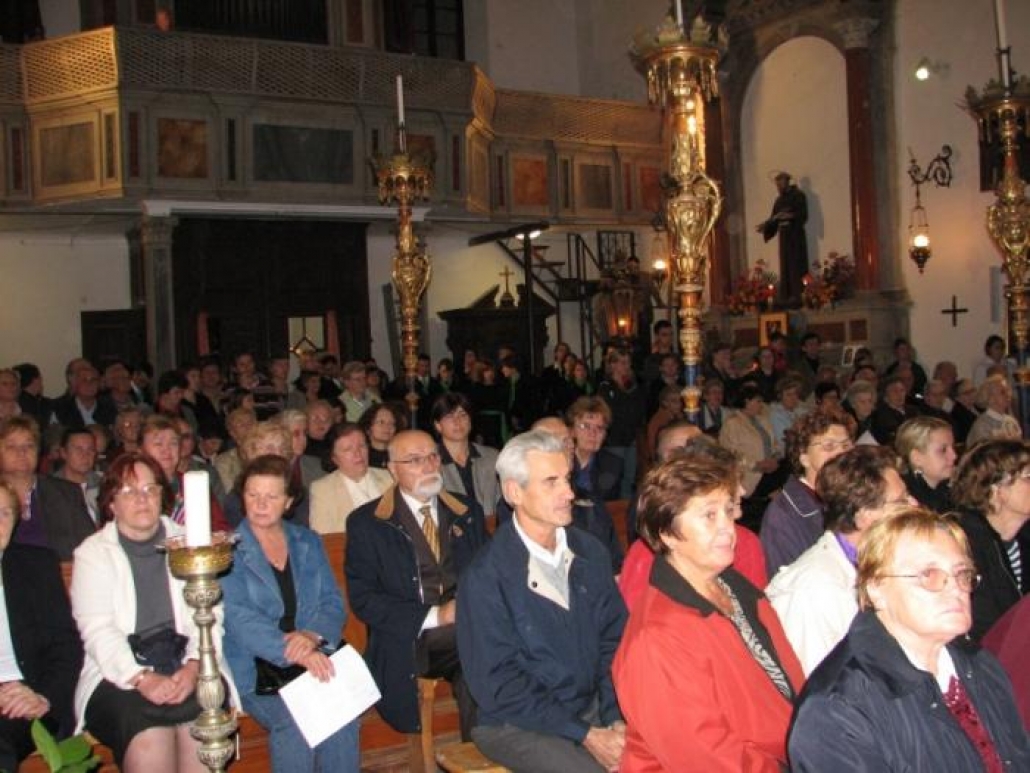 Frančiškanski Samostan Koper - blagoslov študentskega centra in središča Rotunda Frančiškanski Samostan Koper - blagoslov študentskega centra in središča Rotunda