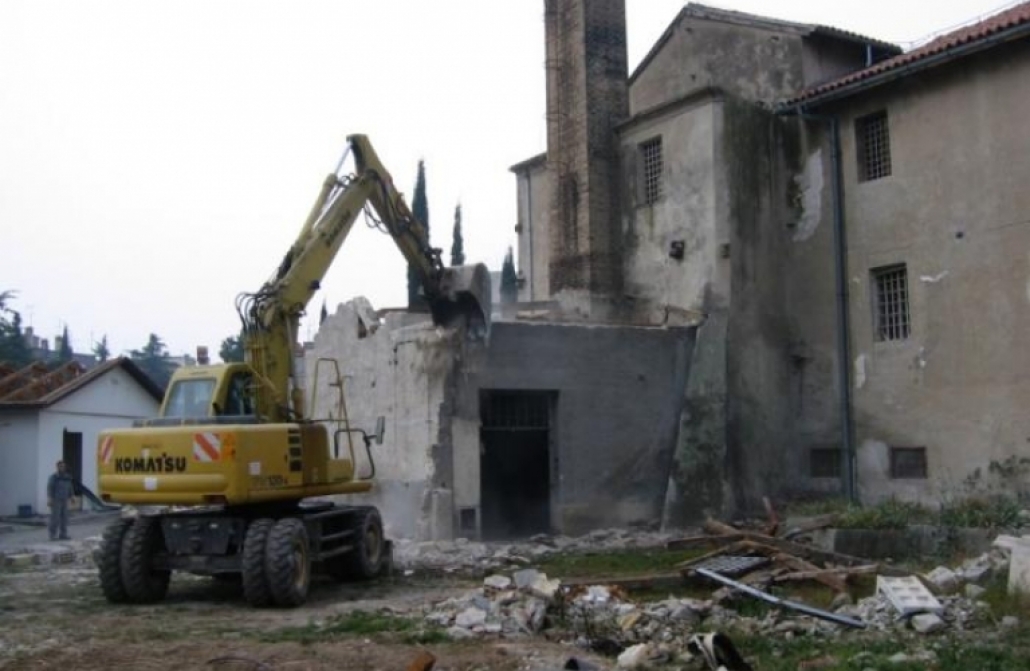 Frančiškanski Samostan Koper obnovitvena dela 2006 Frančiškanski Samostan Koper obnovitvena dela 2006